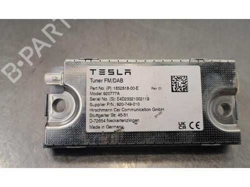 Used Electronic module Electronic module TESLA MODEL 3 (5YJ3) EV (283 hp) 40552524 40552524