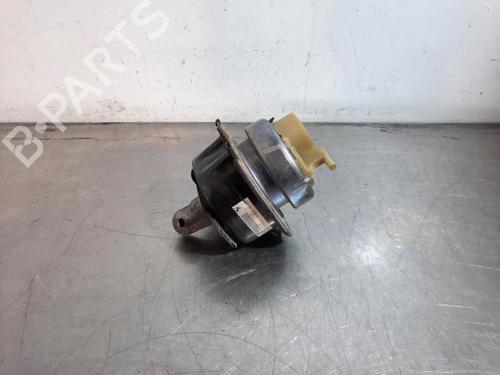 Used Engine mount Engine mount BMW X5 (F15, F85) xDrive 30 d (258 hp) 34408437 34408437