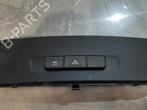 Used Warning switch MERCEDES-BENZ VITO Van (W447) 116 CDI (447.601, 447.603, 447.605) (163 hp) 15788361