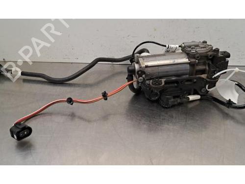 Compresseur de suspension Compresseur de suspension LAND ROVER RANGE ROVER V (L460) D300 MHEV AWD (300 hp) 36508612 36508612