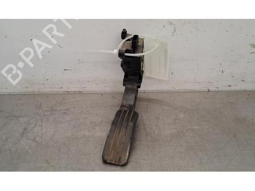 Used Pedal RENAULT TRAFIC III Van (FG_) 1.6 dCi 120 (FGMB, FGMC) (120 hp) 25479413