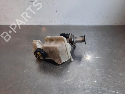 Used Brake master cylinder VW POLO VI (AW1, BZ1, AE1) 1.6 TDI (95 hp) 15789730