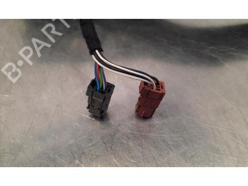 Left mirror PEUGEOT 2008 I (CU_) 1.2 THP 110 / PureTech 110 | BP23639354C26