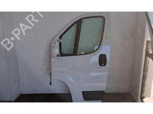 Used Left front door CITROËN JUMPER II Van 2.2 BlueHDi 165 (165 hp) 24136821