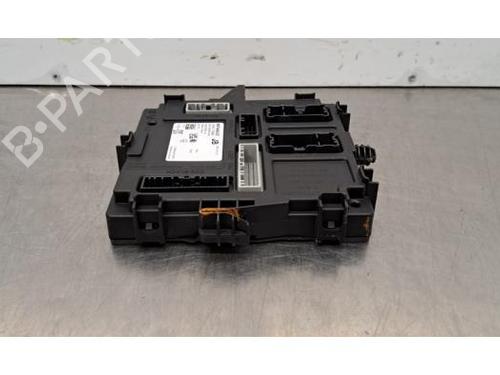 Used Electronic module RENAULT SCENIC E-TECH PHASE I EV87 (218 hp) 30403945