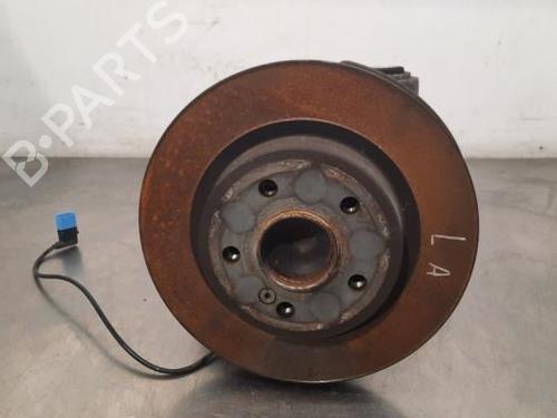 Used Left rear steering knuckle MERCEDES-BENZ A-CLASS (W176) A 180 (176.042) (122 hp) 23632886