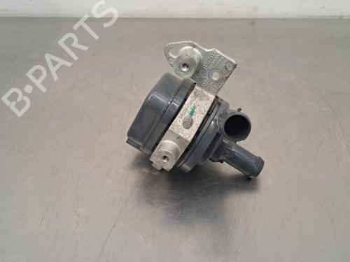 Used Auxiliary water pump VOLVO V60 II (225) B5 Mild-Hybrid AWD (250 hp) 21674247