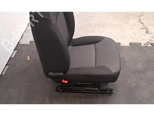 Left front seat RENAULT TRAFIC III Van (FG_) 1.6 dCi 125 (FGMH) | BP39418339C15 - Image 8