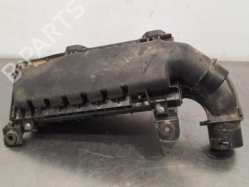 Used Air filter box OPEL GRANDLAND / GRANDLAND X (A18, P1UO) 1.2 (75) (131 hp) 15790008