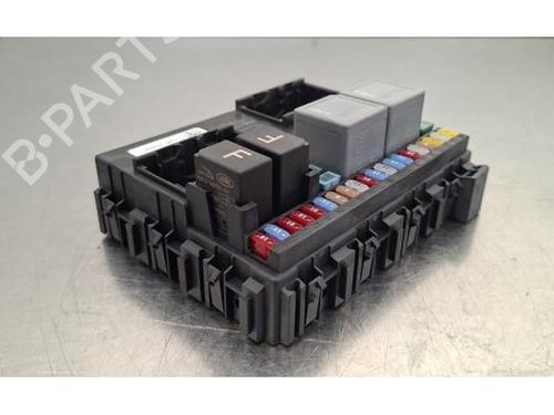 Fuse box LAND ROVER DEFENDER Station Wagon (L663) P300 Si4 4x4 | BP32128828E1