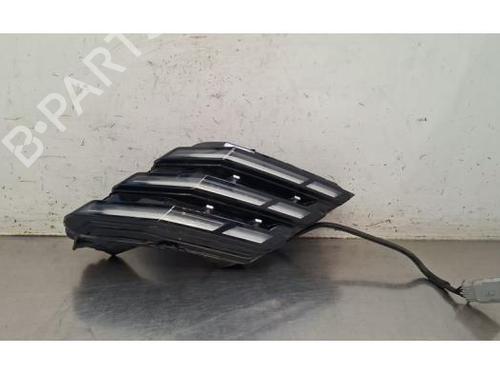 Used Right daytime light Right daytime light 39235036 39235036