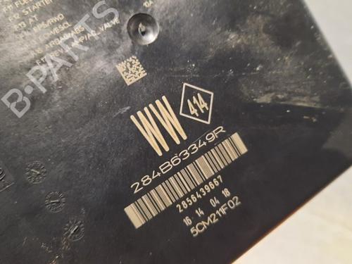 Fuse box RENAULT GRAND SCÉNIC IV (R9_) 1.3 TCe 140 (R9NB) | BP15805686E1 