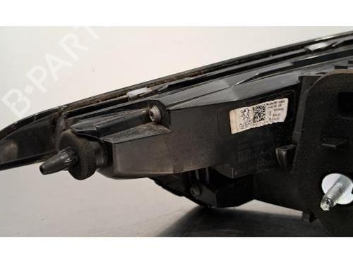 Right taillight PEUGEOT 308 III (FB_, FH_, FP_, F3_, FM_) PureTech 130 (FPHNSL, FPHNST) | BP27168632C35 