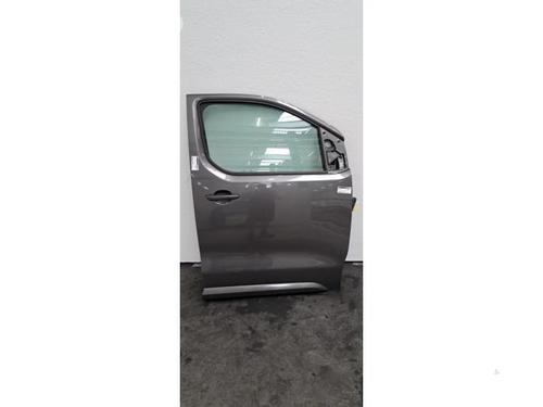 Used Right front door Right front door 37499197 37499197