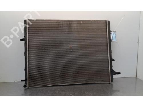 Used Water radiator Water radiator 37083158 37083158