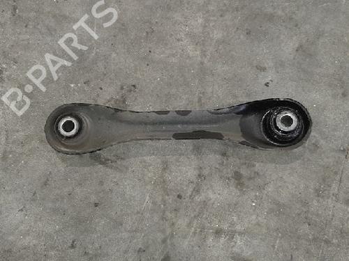 Venstre bak bærearm VOLVO V40 Hatchback (525) D2 (120 hp) 10877987