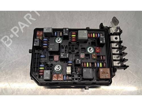 Fuse box OPEL ASTRA K (B16) 1.6 CDTi (68) | BP31347446E1