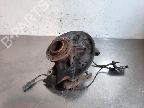 Used Left front steering knuckle PEUGEOT 308 II (LB_, LP_, LW_, LH_, L3_) 1.6 HDi / BlueHDi 115 (115 hp) 23602274