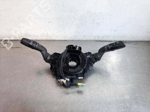 Mando intermitentes / limpia Mando intermitentes / limpia TOYOTA COROLLA Estate (_E21_) 2.0 Hybrid (MZEH12) (180 hp) 37038279 37038279