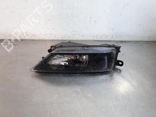 Used Right front fog light Right front fog light 38039504 38039504