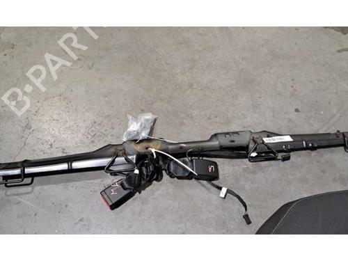 Sæde bagtil (2. række) OPEL CORSA F (P2JO) 1.2 (68) | BP29818031I23