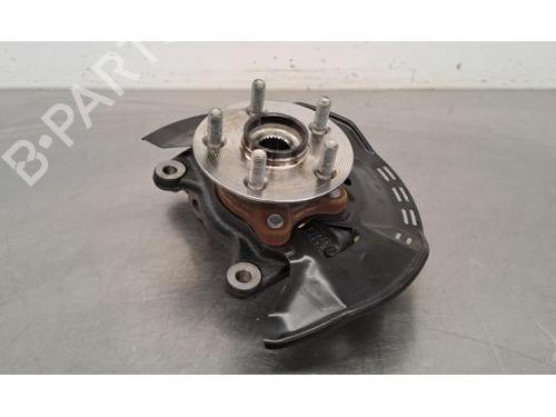 Used Left front steering knuckle TOYOTA YARIS (_P21_, _PA1_, _PH1_) 1.5 Hybrid (MXPH10, MXPH11) (116 hp) 29045337