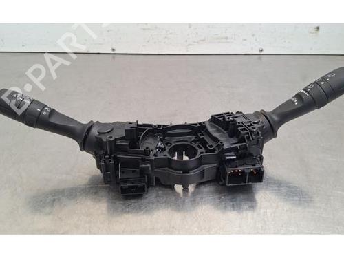 Licht + Raw Schakelaar Licht + Raw Schakelaar TOYOTA C-HR (_X1_) 1.8 Hybrid (ZYX10_, ZYX11_, ZYX10R, ZYX11R) (122 hp) 36005071 36005071