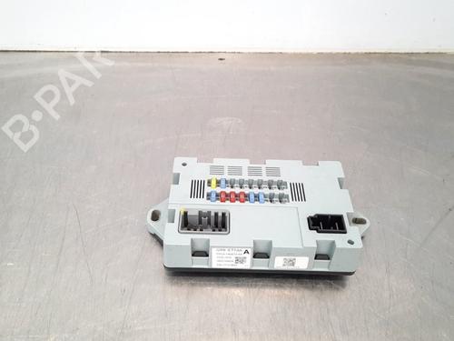 Used Fuse box JAGUAR XF II (X260) 3.0 D (300 hp) 17111094