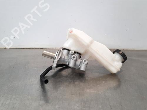 Used Brake master cylinder PEUGEOT 2008 II (UD_, US_, UY_, UJ_, UR_, UC_) 1.5 BlueHDI 110 (UDYHSK) (110 hp) 10901492