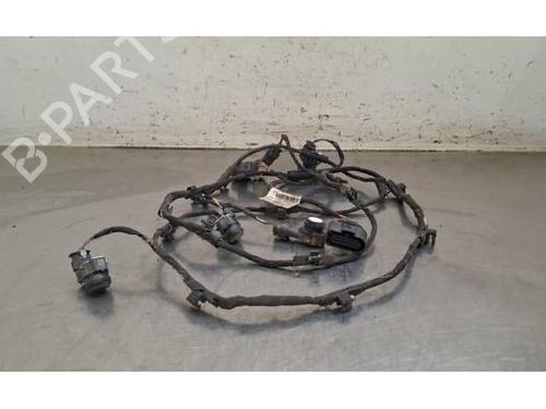 Used Wiring harness Wiring harness 39060546 39060546