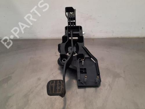 Used Break pedal PEUGEOT EXPERT Van (V_) 2.0 BlueHDi 145 (144 hp) 20081431