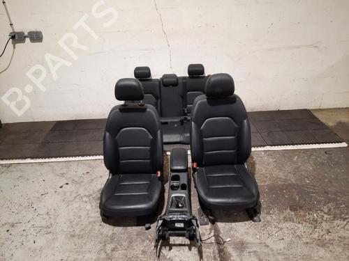 Used Seats set Seats set MERCEDES-BENZ A-CLASS (W176) A 200 CDI / d (176.008) (136 hp) 33892825 33892825