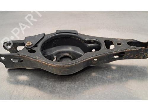 Right rear suspension arm TOYOTA RAV 4 V (_A5_, _H5_) 2.5 Hybrid (AXAH52) | BP28086335M15 