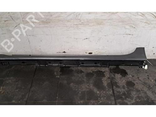 Sideskirt links TOYOTA YARIS (_P21_, _PA1_, _PH1_) 1.5 Hybrid (MXPH10, MXPH11) (116 hp) 30949354
