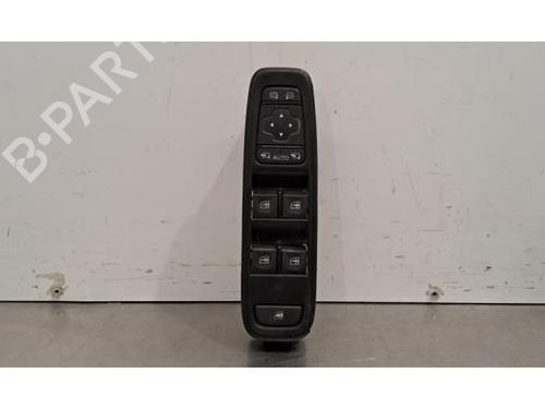 Used Switch DACIA DUSTER (HM_) 1.5 dCi 115 (HMAD) (116 hp) 32739854