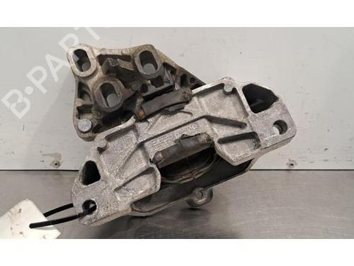 Engine mount MERCEDES-BENZ CLA (C118) CLA 180 d (118.310) | BP32739953M89 - Image 2