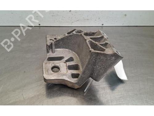 Used Gearbox mount Gearbox mount VOLVO V60 I (155) D4 (190 hp) 36443965 36443965
