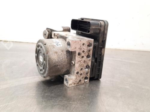 Used ABS pump OPEL VIVARO B Van (X82) 1.6 CDTI (05) (120 hp) 15041460