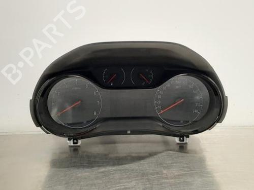 Cockpit OPEL CORSA F (P2JO) 1.2 (68) (101 hp) 23586185