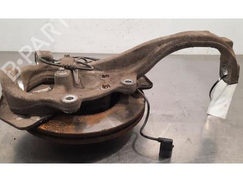Used Right front steering knuckle MERCEDES-BENZ C-CLASS (W205) C 200 BlueTEC / d (205.037) (136 hp) 23635839
