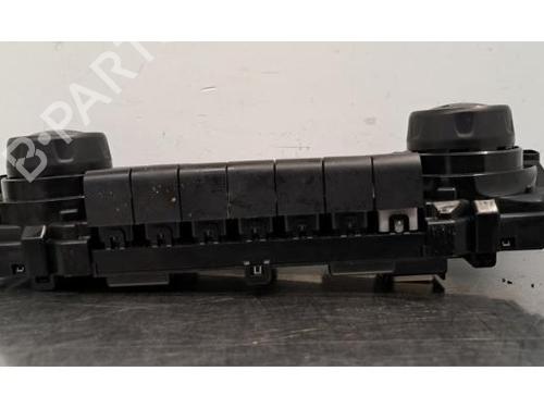 Climate control TOYOTA HILUX VIII Pickup (_N1_) 2.8 TD 4WD (GUN126) | BP29389059I5 