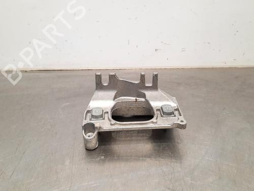Used Engine mount RENAULT CAPTUR I (J5_, H5_) 0.9 TCe 90 (90 hp) 15793321