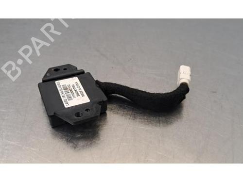 Used Antenna/Base Antenna/Base MCLAREN MP4 Coupe 12C (600 hp) 40202231 40202231