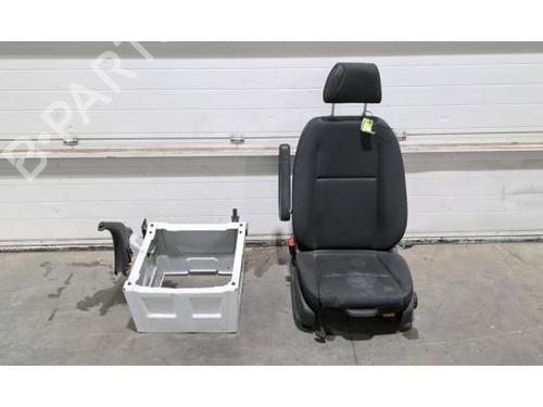 Stoel links voor MERCEDES-BENZ SPRINTER 3-t Van (B910) 214 CDI (910.621, 910.623) (143 hp) 23642038