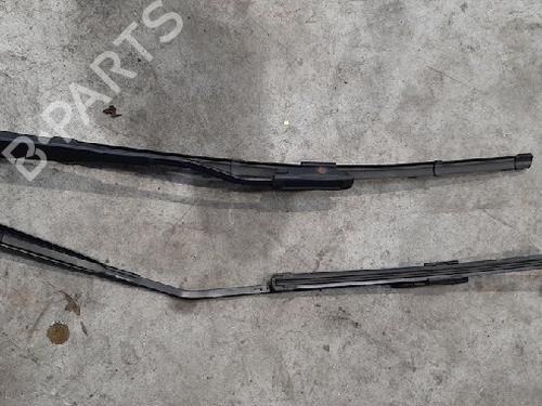 Front windshield wiper arm RENAULT TWINGO III (BCM_, BCA_) 1.0 SCe 70 | BP15015649C143 