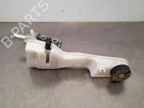 Used Brake master cylinder BMW 2 Active Tourer (F45) 216 d (116 hp) 23583215