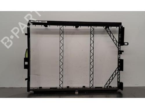 Andre PEUGEOT 308 III (FB_, FH_, FP_, F3_, FM_) e-308 (FMZKWZ) (156 hp) 30605229