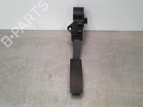 Pedal Pedal MERCEDES-BENZ GLA-CLASS (X156) GLA 180 (156.942) (122 hp) 39235379 39235379