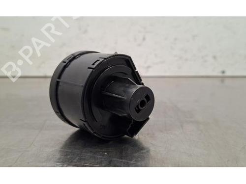 Headlight switch SEAT IBIZA V (KJ1, KJG) 1.0 TSI | BP39481128I24 - Image 2