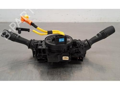 Used Steering column stalk TOYOTA HILUX VIII Pickup (_N1_) 2.8 TD 4WD (GUN126) (204 hp) 27351759